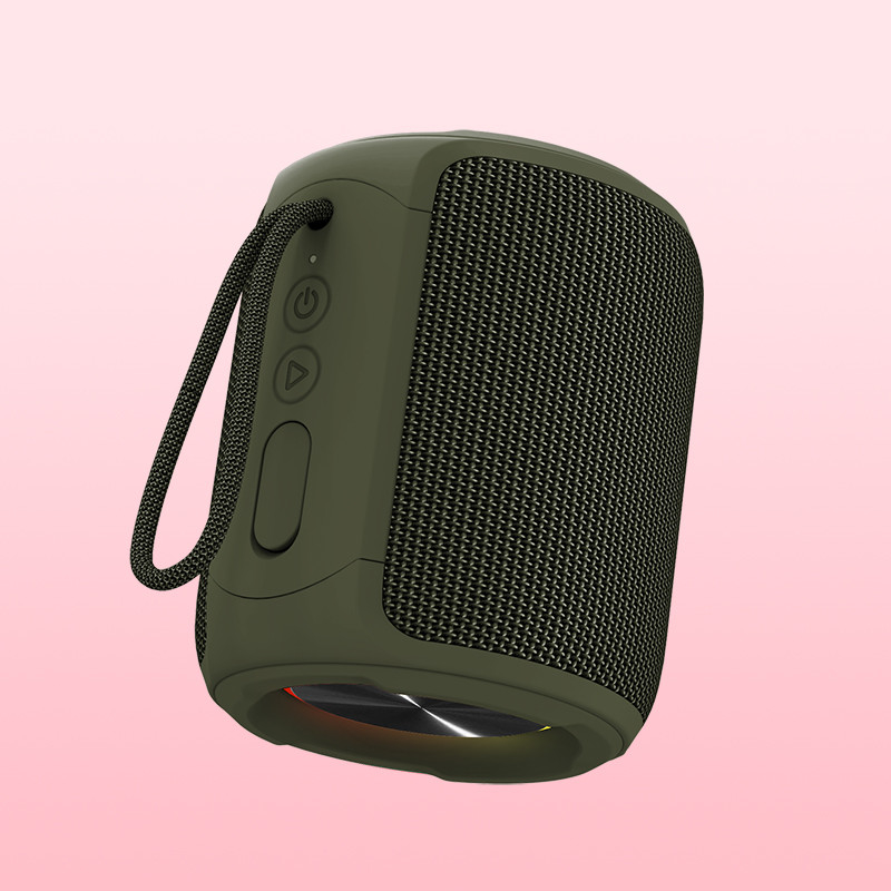 16W φορητές εξωτερικές ηχεία Bluetooth με μπαταρία 3.6V 2500mAh και λειτουργία TWS